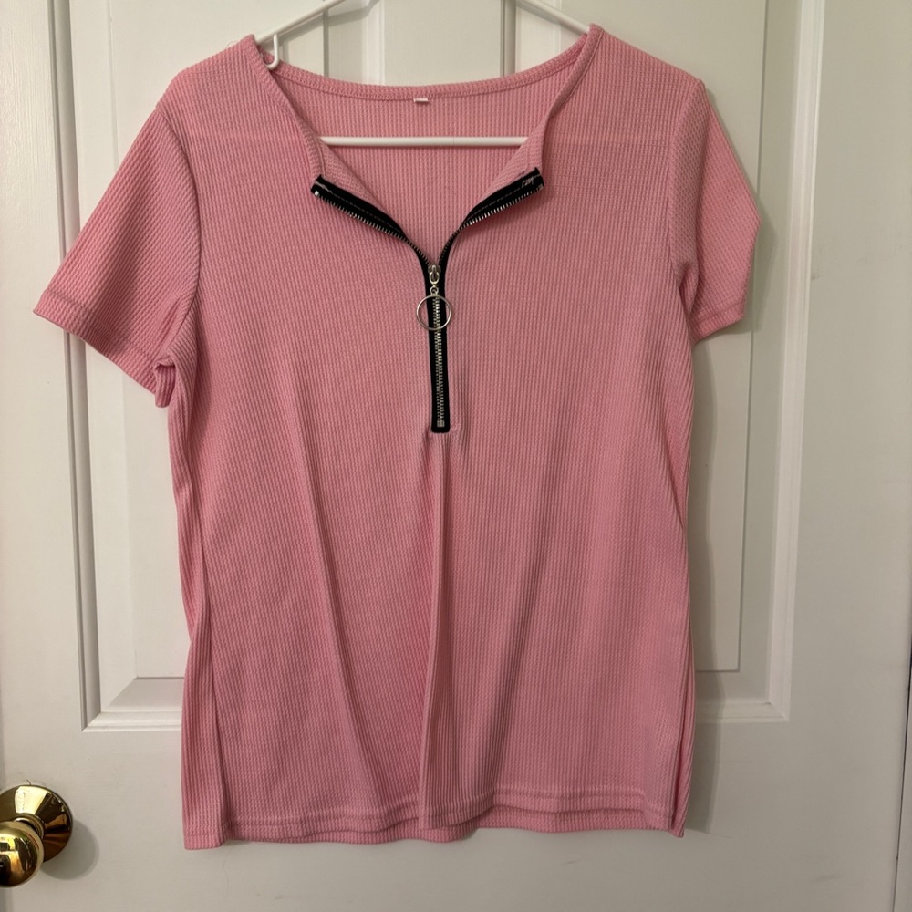 Trendy Pink Zippered Women's Top